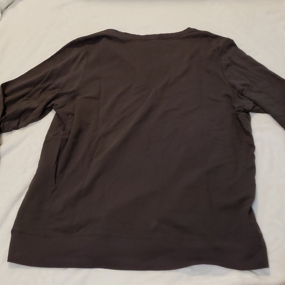 NC State University V-neck Gray Pullover - Picture 4 of 4